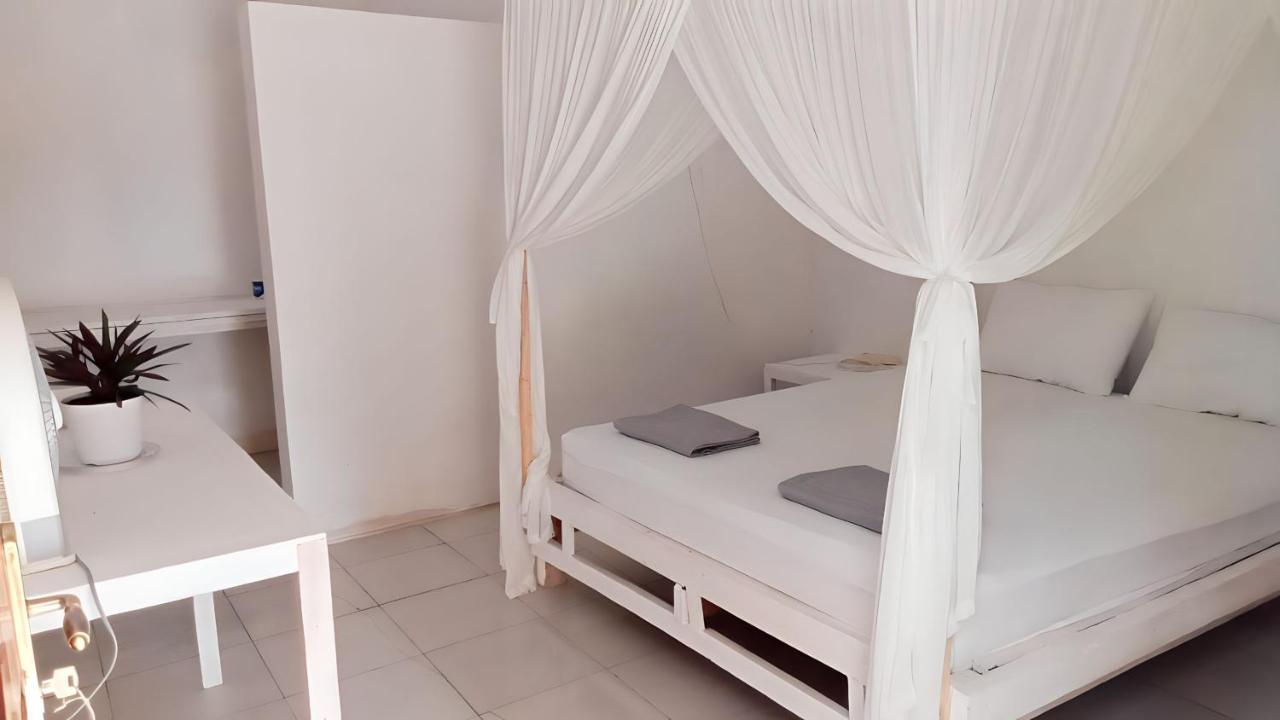 The Village Rua Beach Homestay Exterior photo